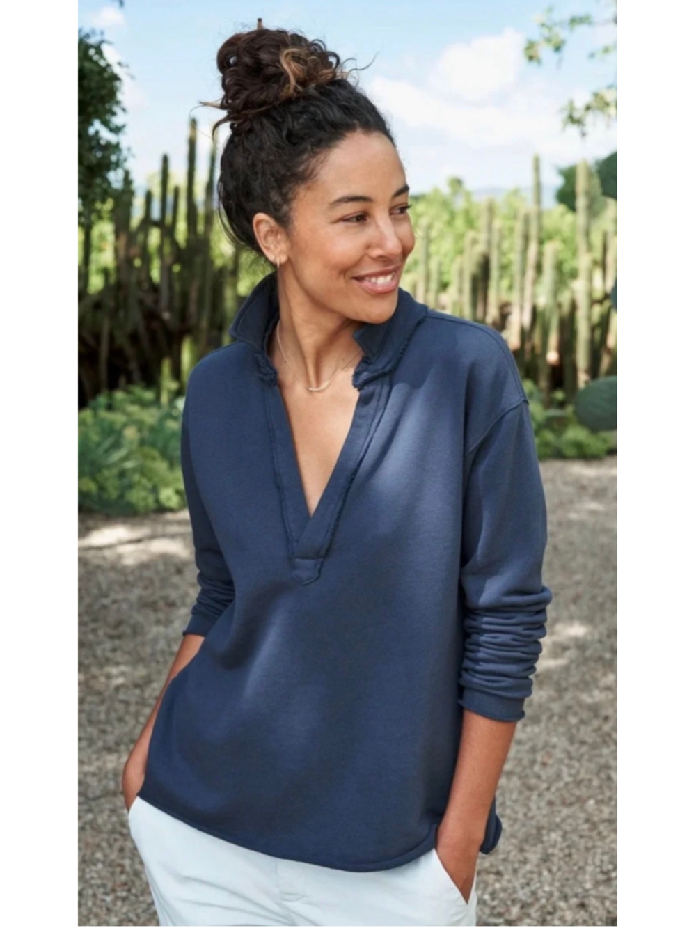 Women's Frank & Eileen Popover Henley Sweatshirt in Atlantic Dark Blue S New